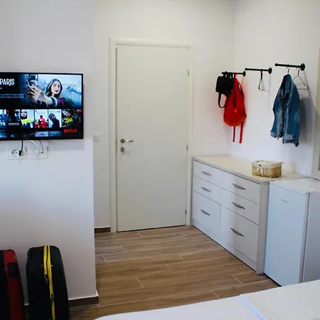 Sela Apartments- Inn