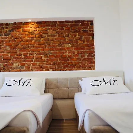 بيت ريفي Sela Rent- & Optional Car Hire