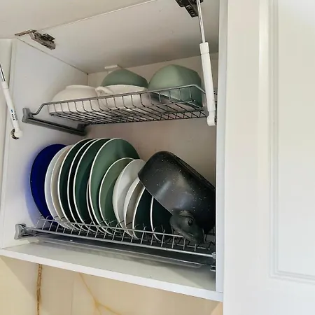 Sela Rent- & Optional Car Hire بيت ريفي *