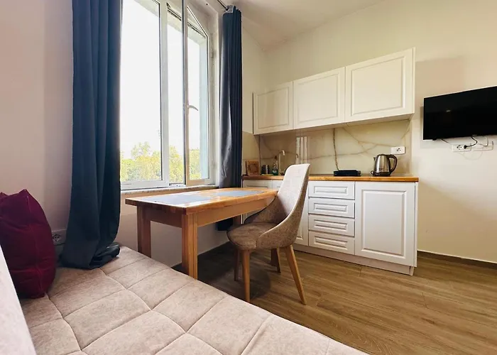 Sela Rent- & Optional Car Hire Tirana