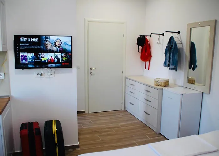 Sela Rent- & Optional Car Hire Mini-hôtel